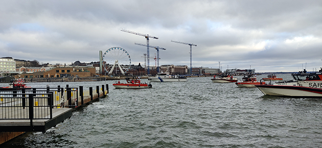 Aluksia alusparaatissa.