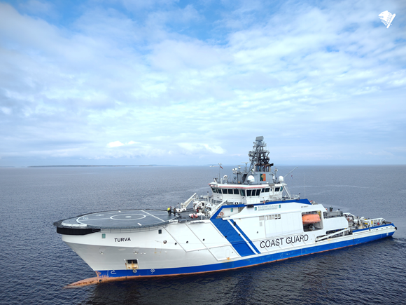 Vartiolaiva Turva merellä.